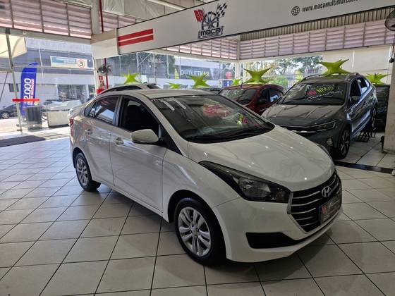 HYUNDAI HB20S 1.6 COMFORT PLUS 16V FLEX 4P AUTOMÁTICO